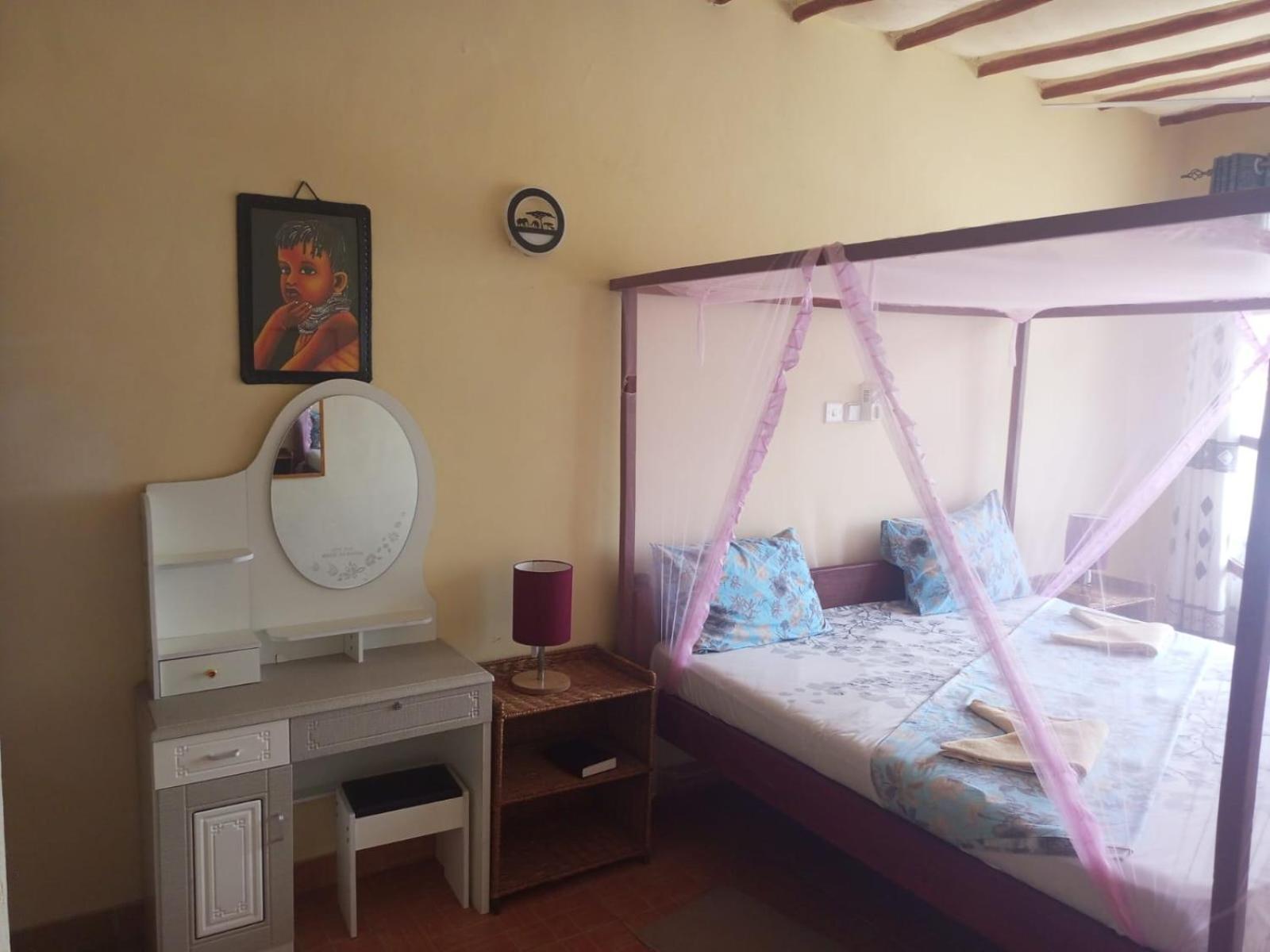 Simba Apartments Диани Бийч Екстериор снимка